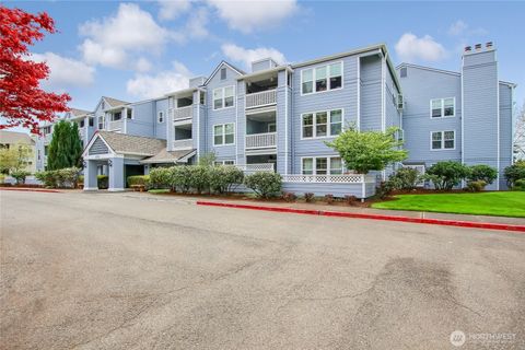 Photo of 4081 224th Lane SE #107, Issaquah, WA 98029 (MLS # 2505493)