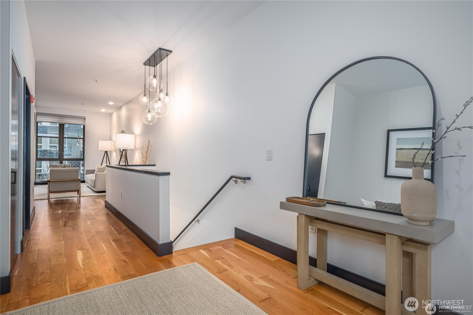 615 E Pike Street 303