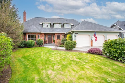 Photo of 1806 Fairview Court, Lynden, WA 98264 (MLS # 2519901)