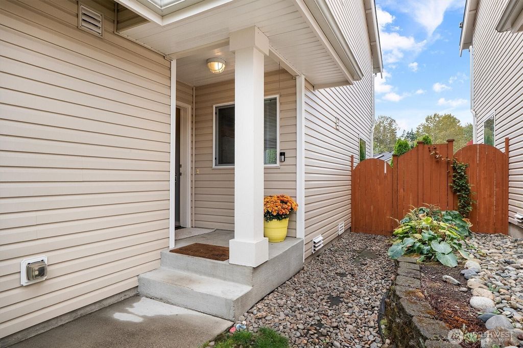 Photo of 1612 Hollow Dale Place #2-C, Everett, WA 98204 (MLS # 2439363)