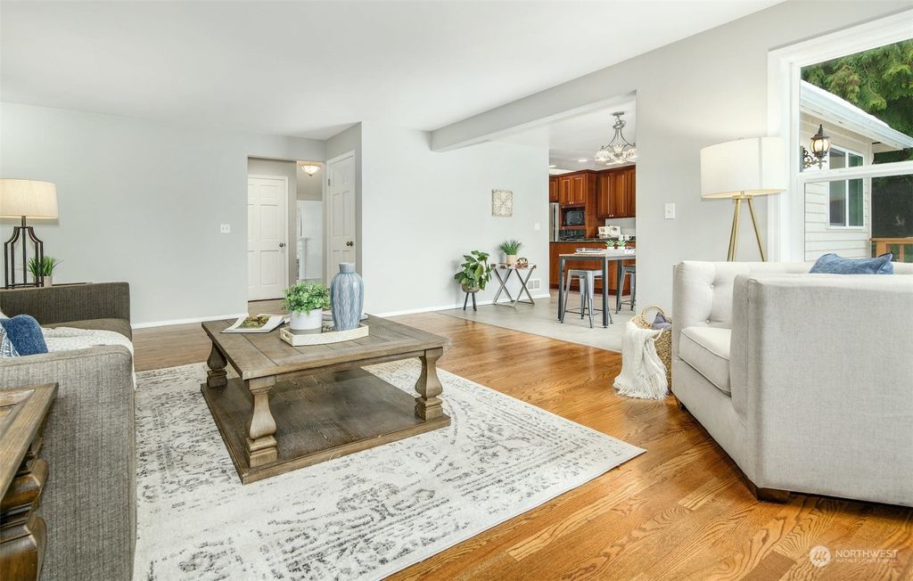 listing image 9365873762894379293