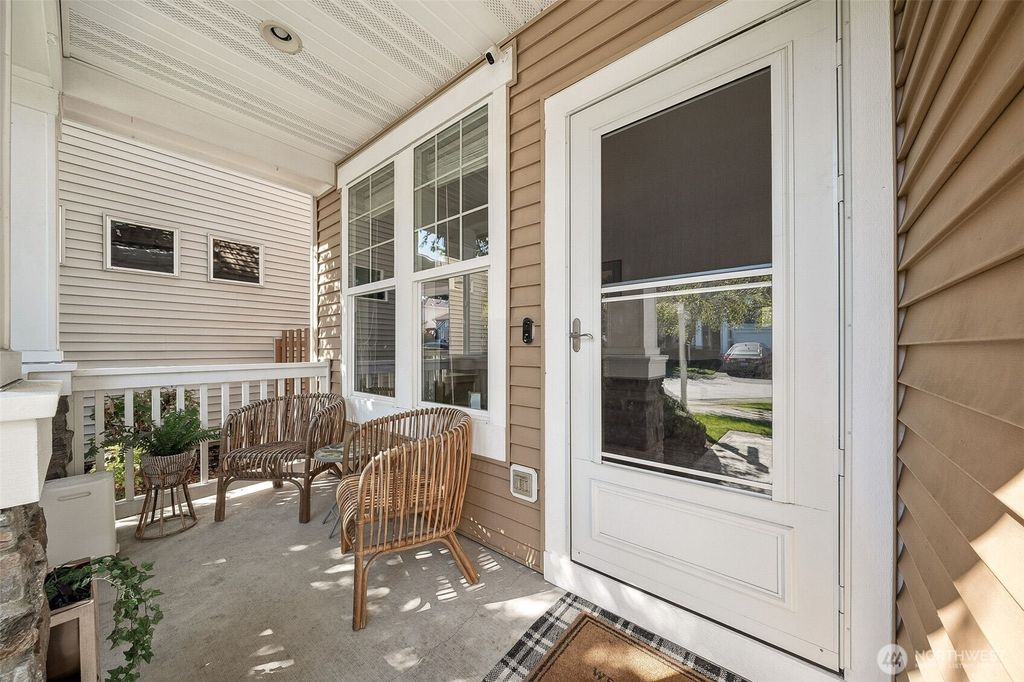 Photo of 6499 Francis Loop SE, Auburn, WA 98092 (MLS # 2415154)