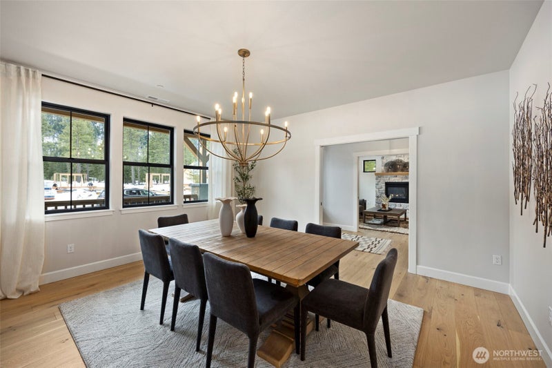 1170 Domerie Park Loop