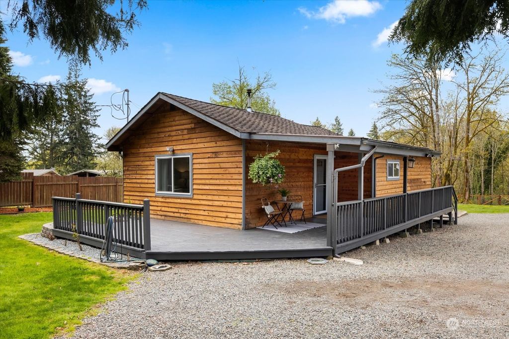 Photo of 20229 148th Avenue SE, Kent, WA 98042 (MLS # 2062854)