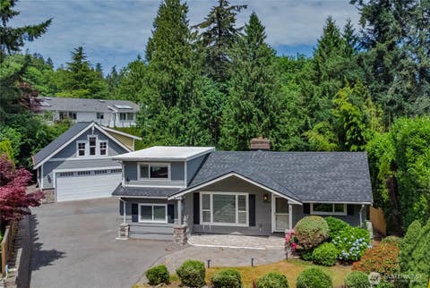 Photo of 10020 SE 7th Street, Bellevue, WA 98004 (MLS # 2558961)