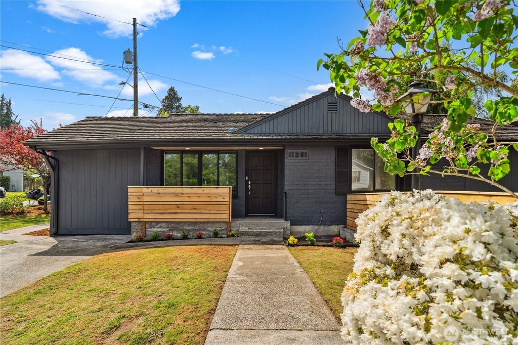 listing image 9365636845704842044