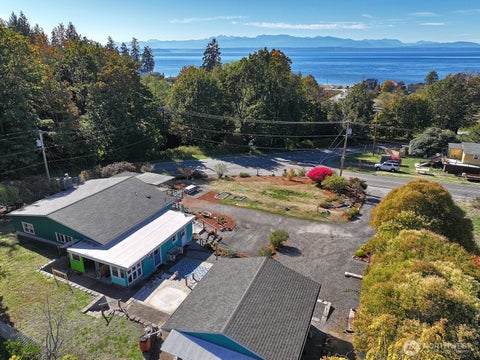 Photo of 5995 Woodard Avenue, Freeland, WA 98249 (MLS # 2591978)