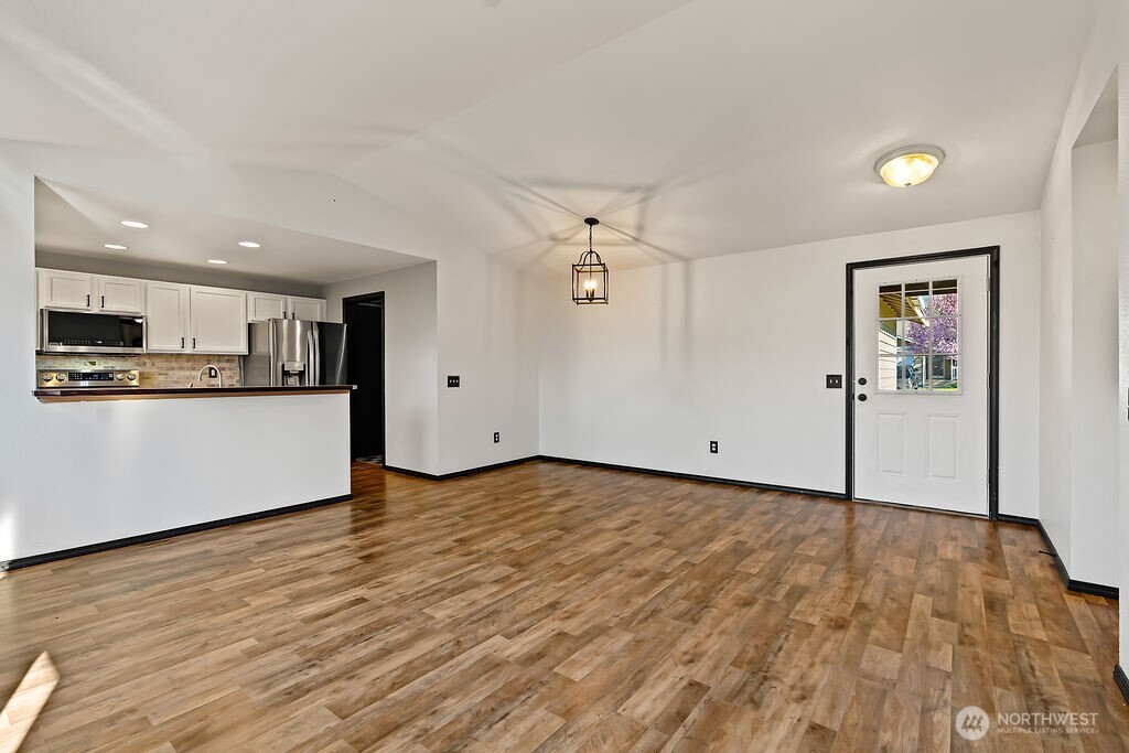 208 W Mount Adams Court