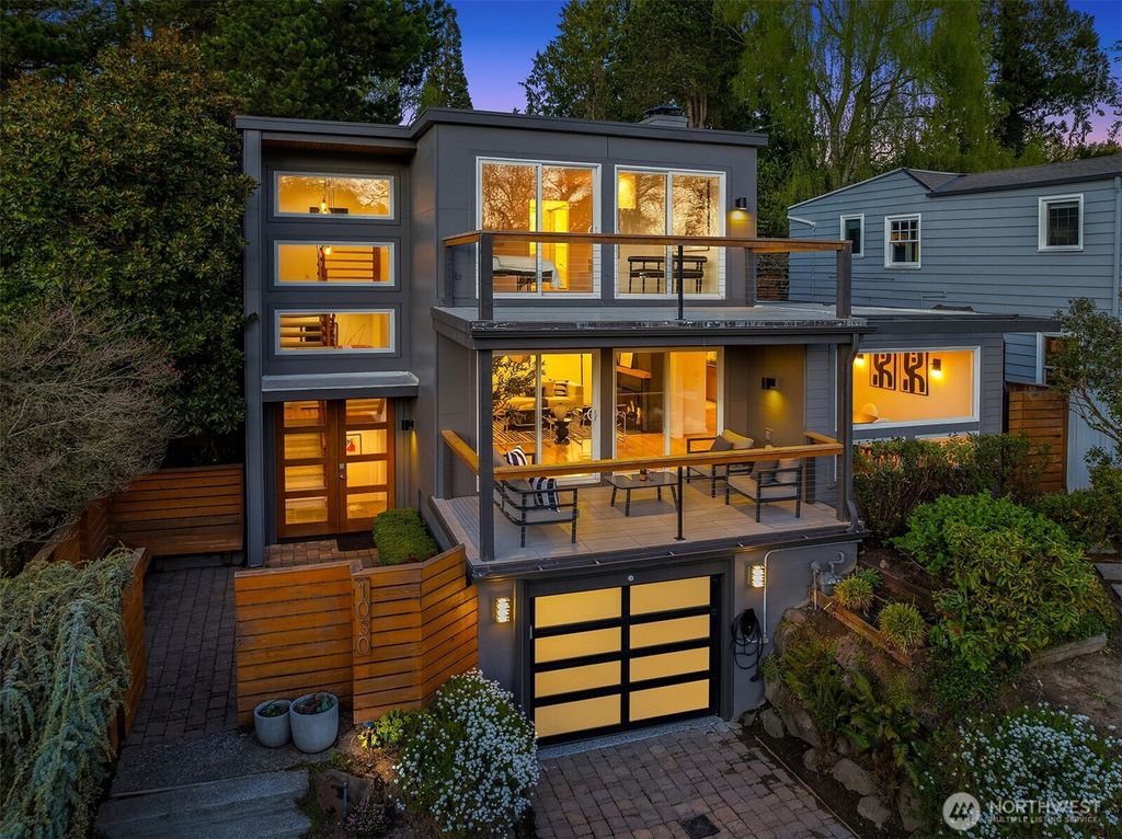 Photo of 1030 Washington Place E, Seattle, WA 98112 (MLS # 2507153)