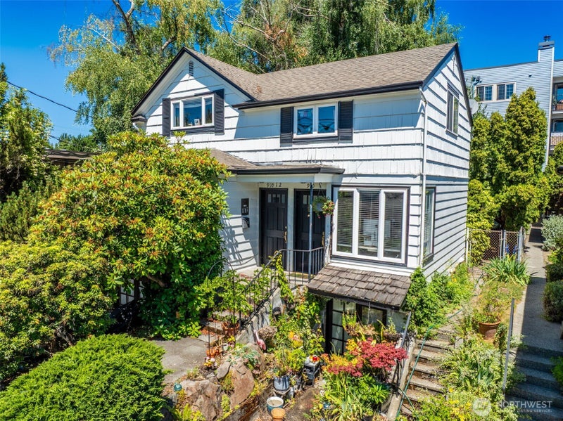 910 E Prospect Street