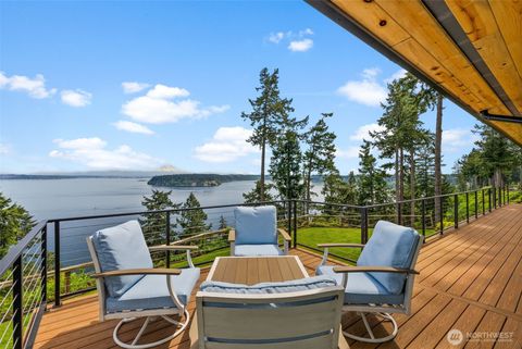 8409 24th Avenue NW Gig Harbor WA 98332