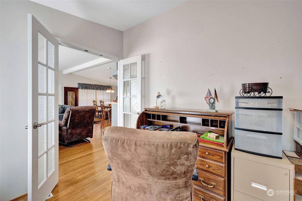 listing image 9365465898196002470