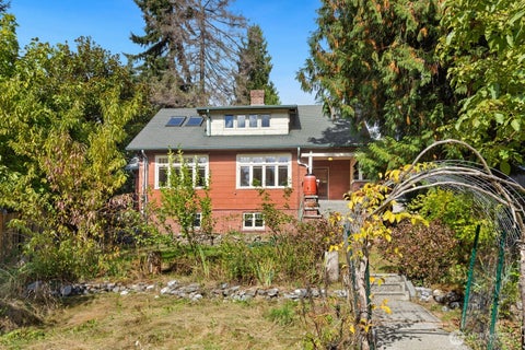 Photo of 1630 SW Austin Street, Seattle, WA 98106 (MLS # 2590969)