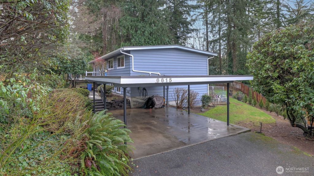 Photo of 6615 NE 153rd Place, Kenmore, WA 98028 (MLS # 2465923)