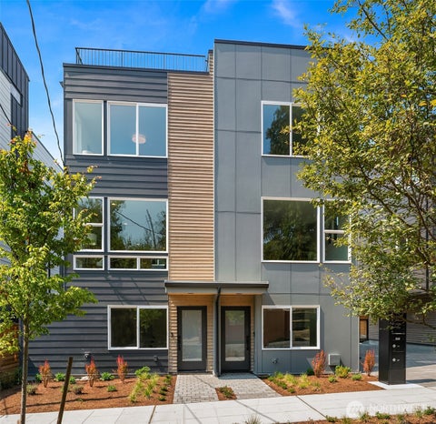 Photo of 727 15th Avenue #C, Seattle, WA 98122 (MLS # 2578106)