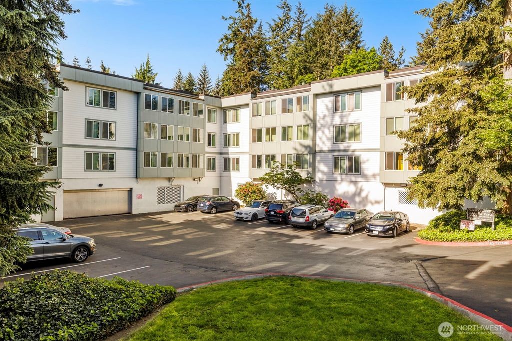 Photo of 13717 Linden Avenue N #221, Seattle, WA 98133 (MLS # 2527132)