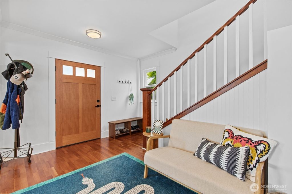 Photo of 2511 Virginia Avenue, Everett, WA 98201 (MLS # 2374599)