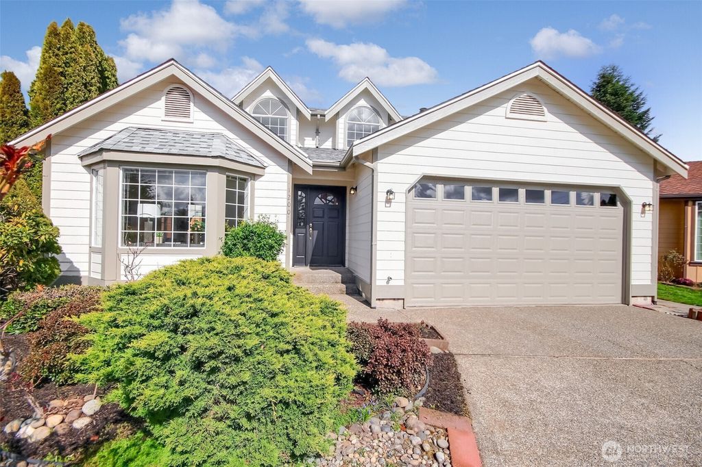 Photo of 1200 SW 347th Place, Federal Way, WA 98023 (MLS # 2346154)
