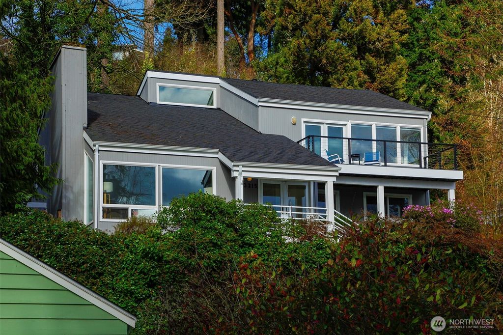 Photo of 13215 42nd Avenue NE, Seattle, WA 98125 (MLS # 2345714)