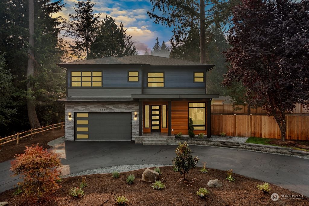 Photo of 10002 228th Place SE, Woodinville, WA 98077 (MLS # 2005950)