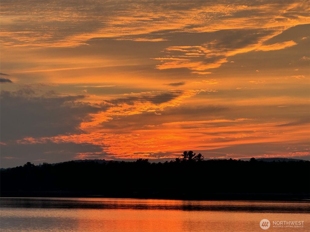 Photo of 10509 SE Vashon Vista Drive, Port Orchard, WA 98367 (MLS # 2492099)