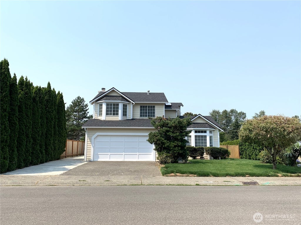 Photo of 35403 12th Avenue SW, Federal Way, WA 98023 (MLS # 2562968)