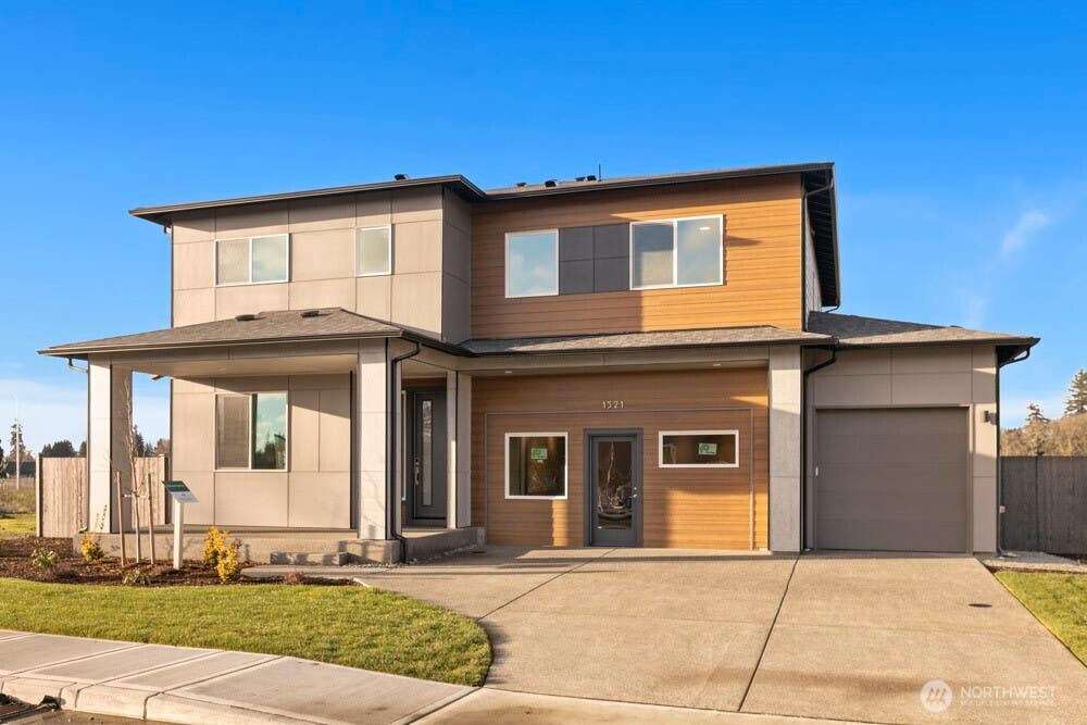 Photo of 13917 17th Avenue E #50, Tacoma, WA 98445 (MLS # 2540043)