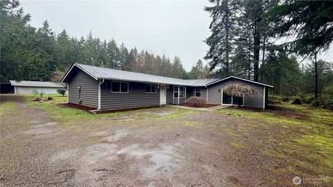Photo of 11 Webb Road SW, Lakebay, WA 98349 (MLS # 2497937)