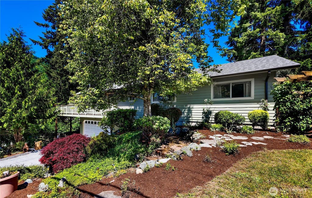 Photo of 3046 Glenhaven Drive, Sedro Woolley, WA 98284 (MLS # 2571209)
