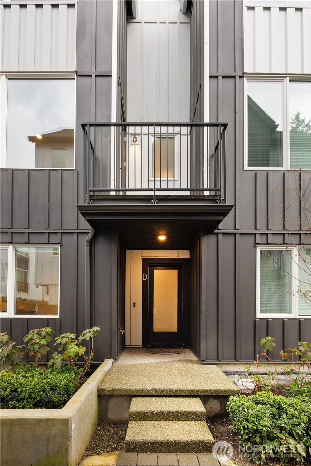 Photo of 13335 Greenwood Avenue N #D, Seattle, WA 98133 (MLS # 2494207)