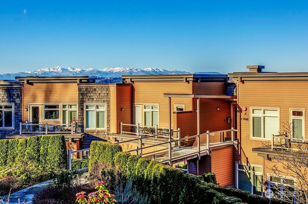 Photo of 31 Pine Street #105, Edmonds, WA 98020 (MLS # 2057112)