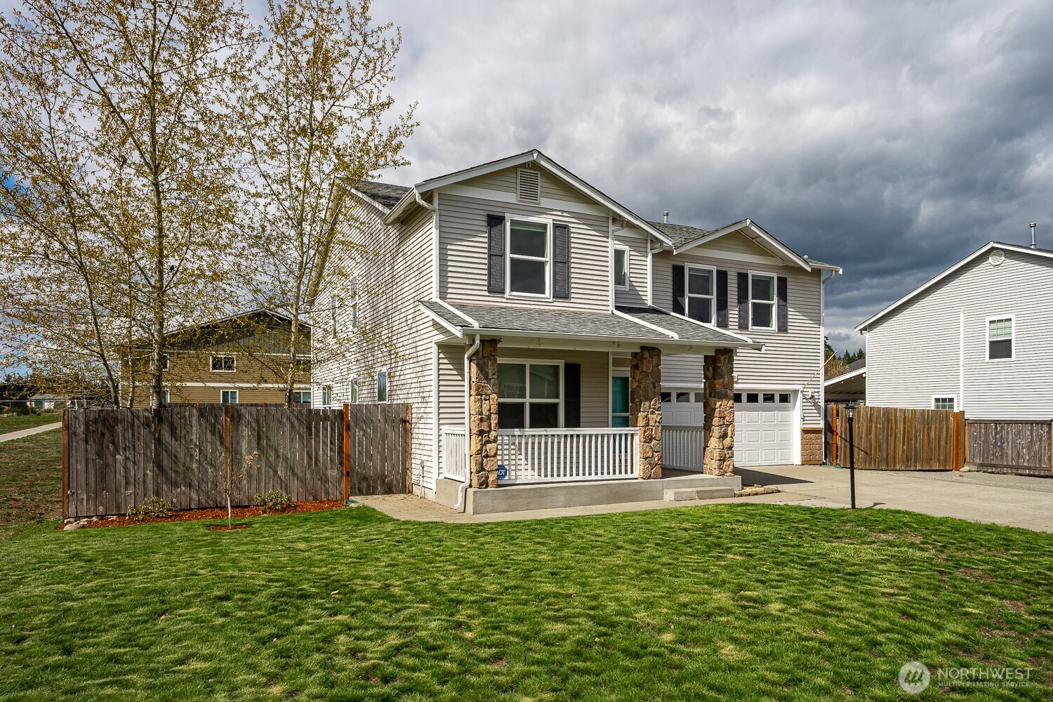 402 Easy Street SE