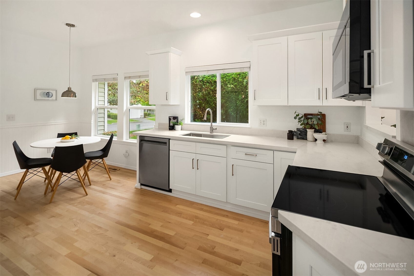 22229 43rd Avenue S 5-1