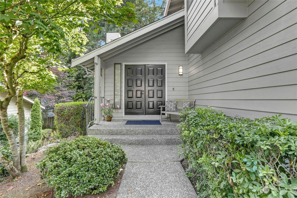 Photo of 16143 SE 33rd Circle #401, Bellevue, WA 98008 (MLS # 2290804)