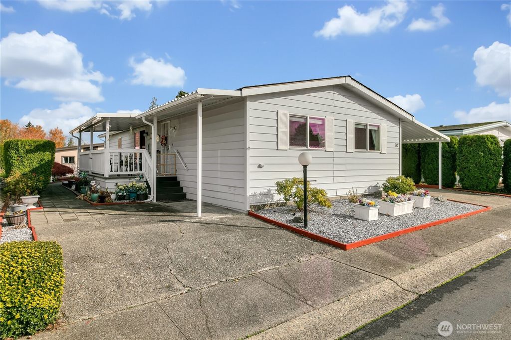 Photo of 11436 SE 208th Street #36, Kent, WA 98031 (MLS # 2454506)