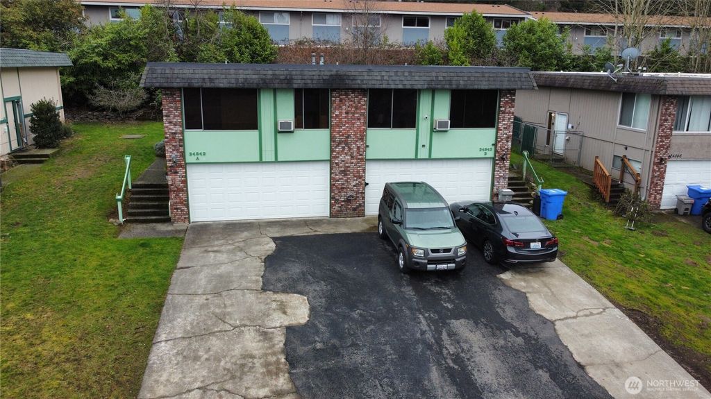 Photo of 24842 96th Avenue SE, Kent, WA 98030 (MLS # 2484519)