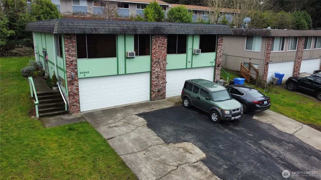 Photo of 24842 96th Avenue SE, Kent, WA 98030 (MLS # 2484519)