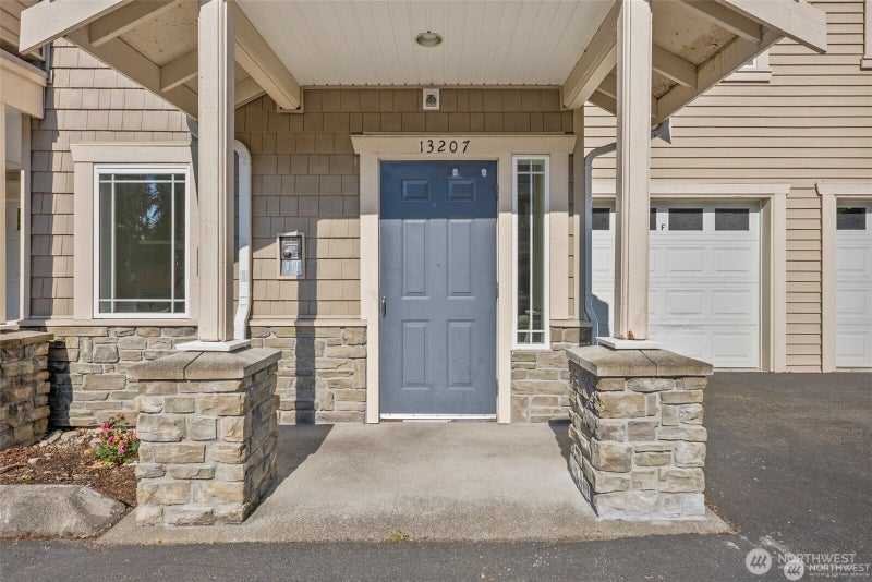 13207 97th Avenue E 301