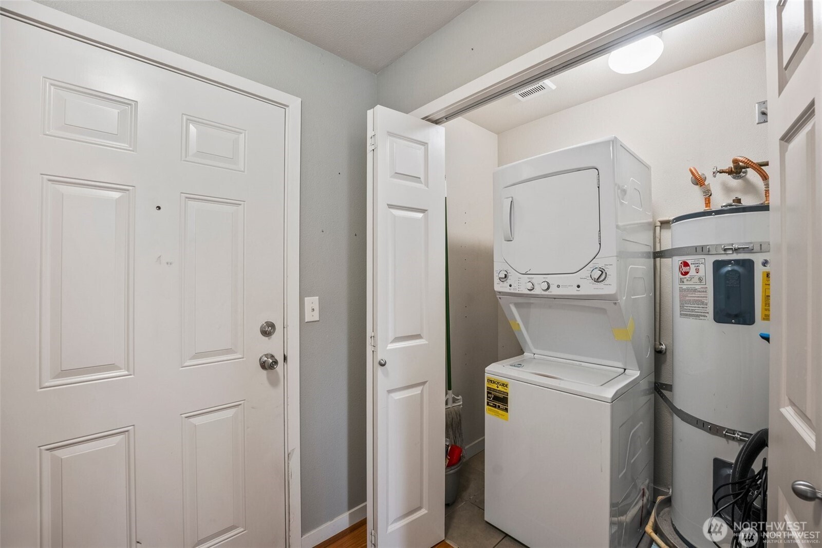 13207 97th Avenue E 301