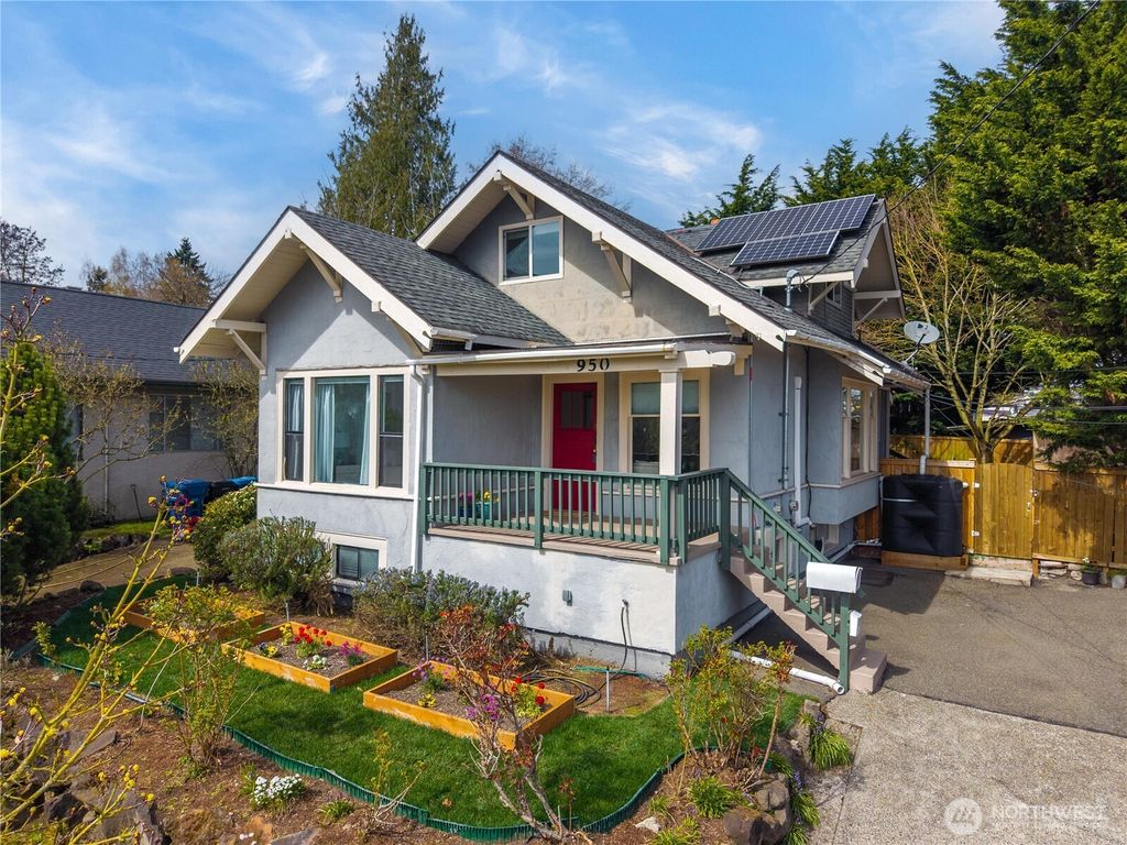 Photo of 950 86th Street N, Seattle, WA 98103 (MLS # 2500994)