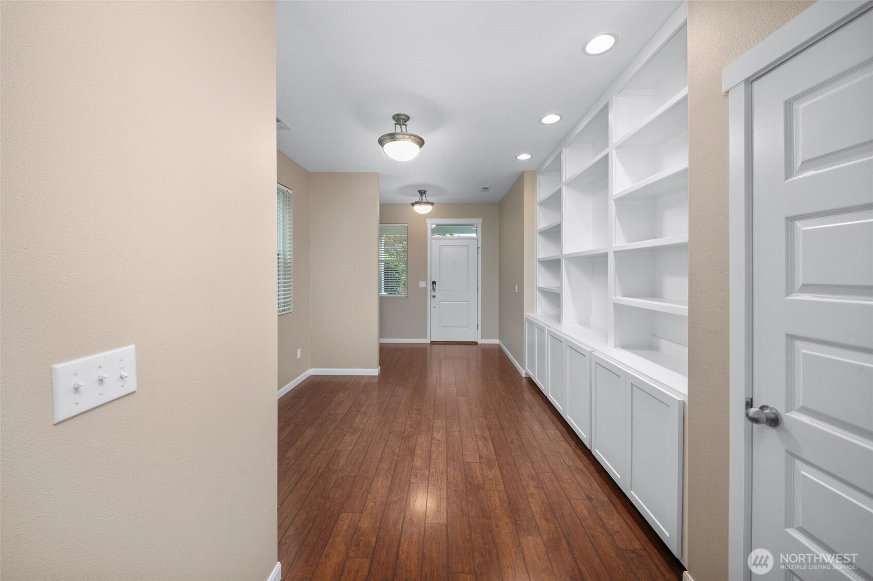 3952 Campus Willows Loop NE