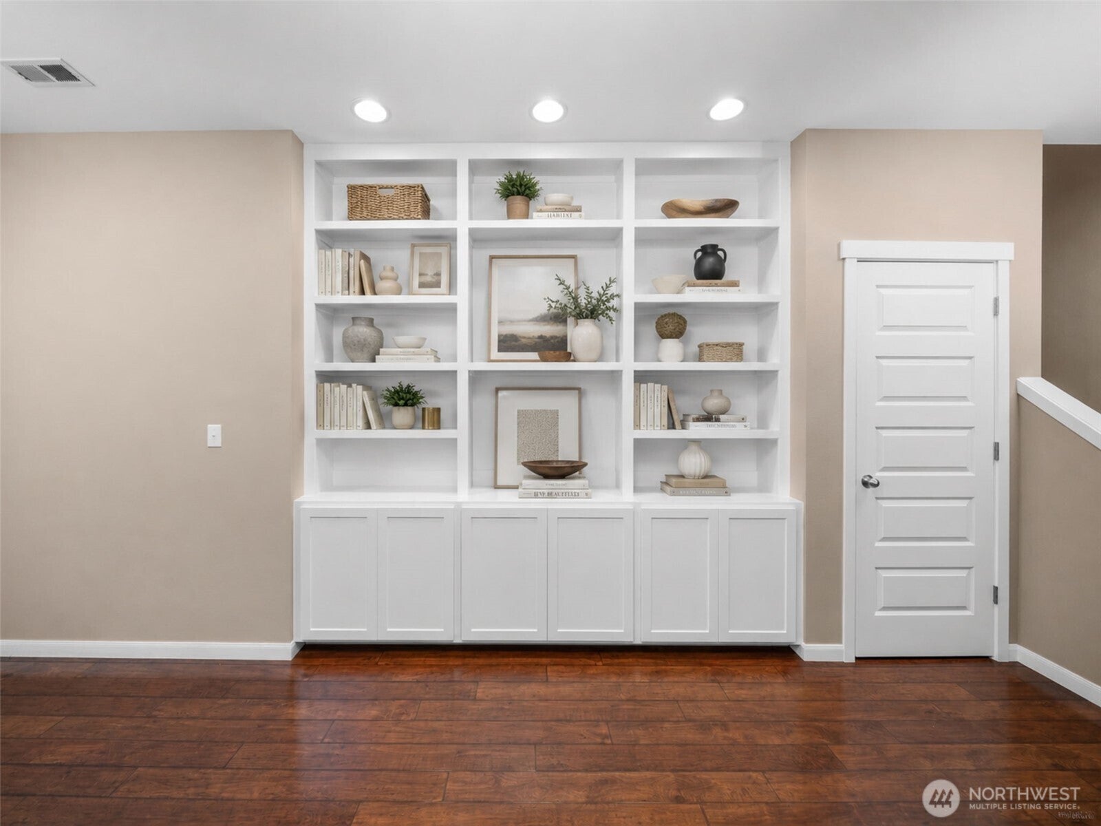 3952 Campus Willows Loop NE