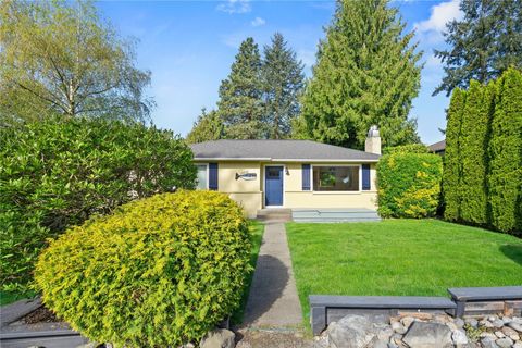 Photo of 16253 13th Avenue SW, Burien, WA 98166 (MLS # 2514470)