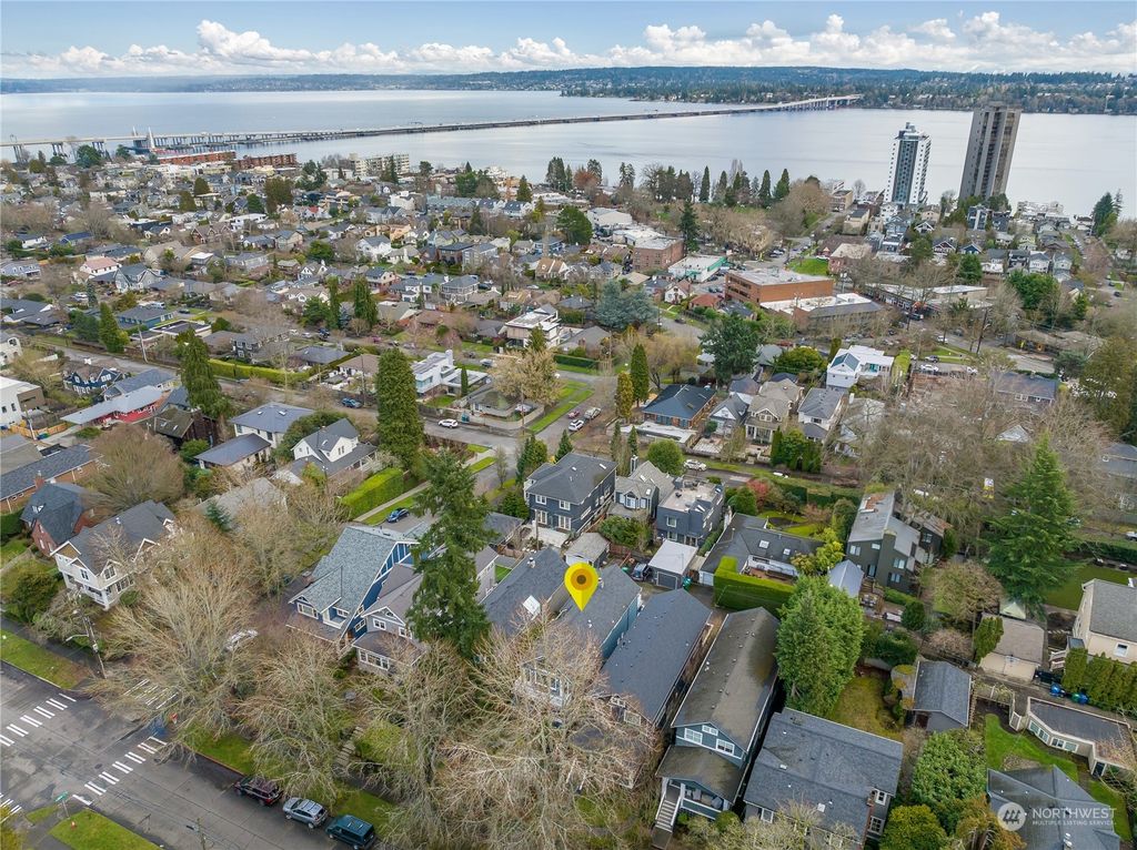 Photo of 1624 38th Avenue E, Seattle, WA 98112 (MLS # 2193535)