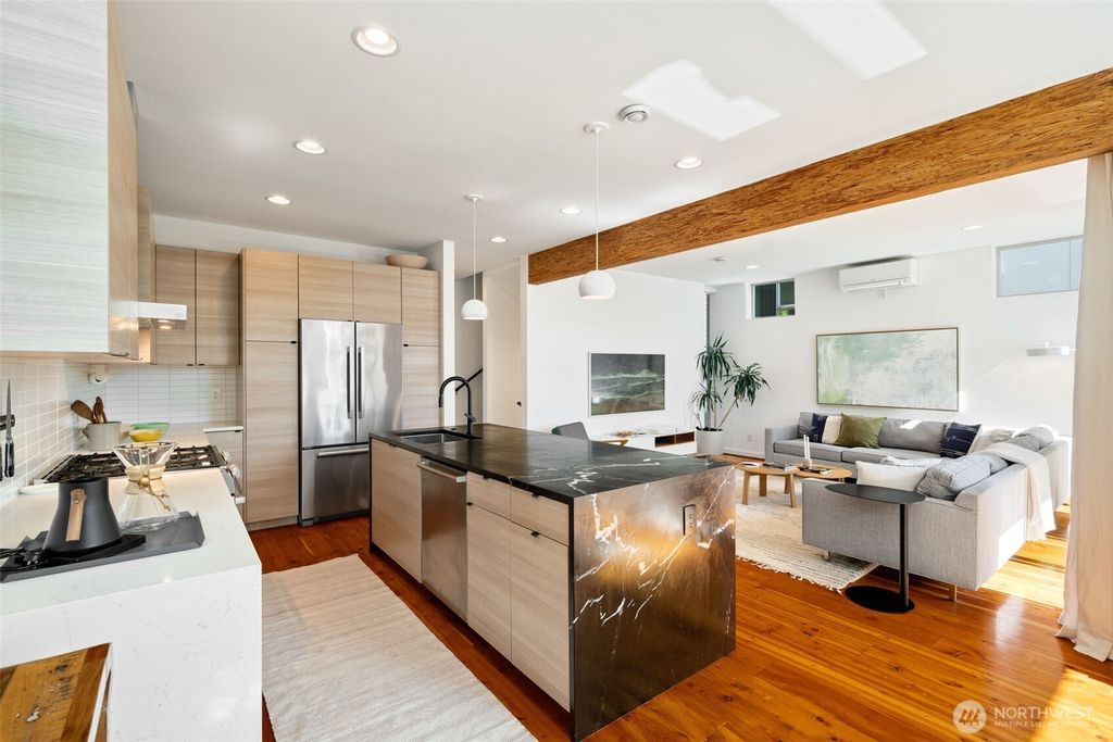 Photo of 4437 33rd Avenue S, Seattle, WA 98108 (MLS # 2395277)