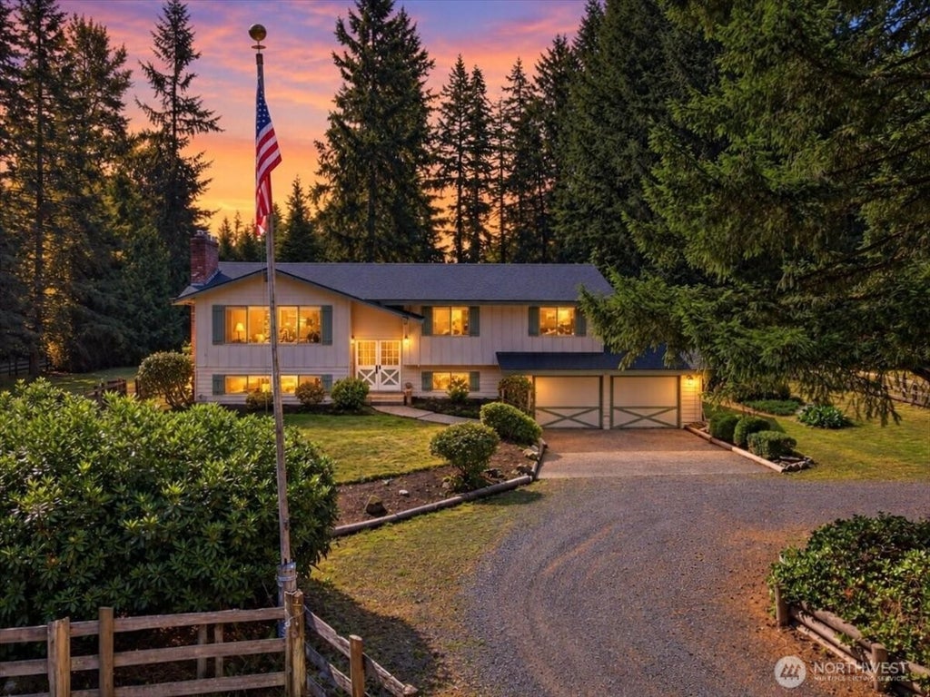 Photo of 16255 NE 165th Street St, Woodinville, WA 98072 (MLS # 2578318)