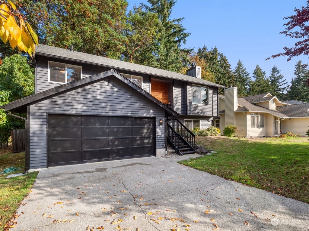 Photo of 5122 SW 324th Place, Federal Way, WA 98023 (MLS # 2305745)