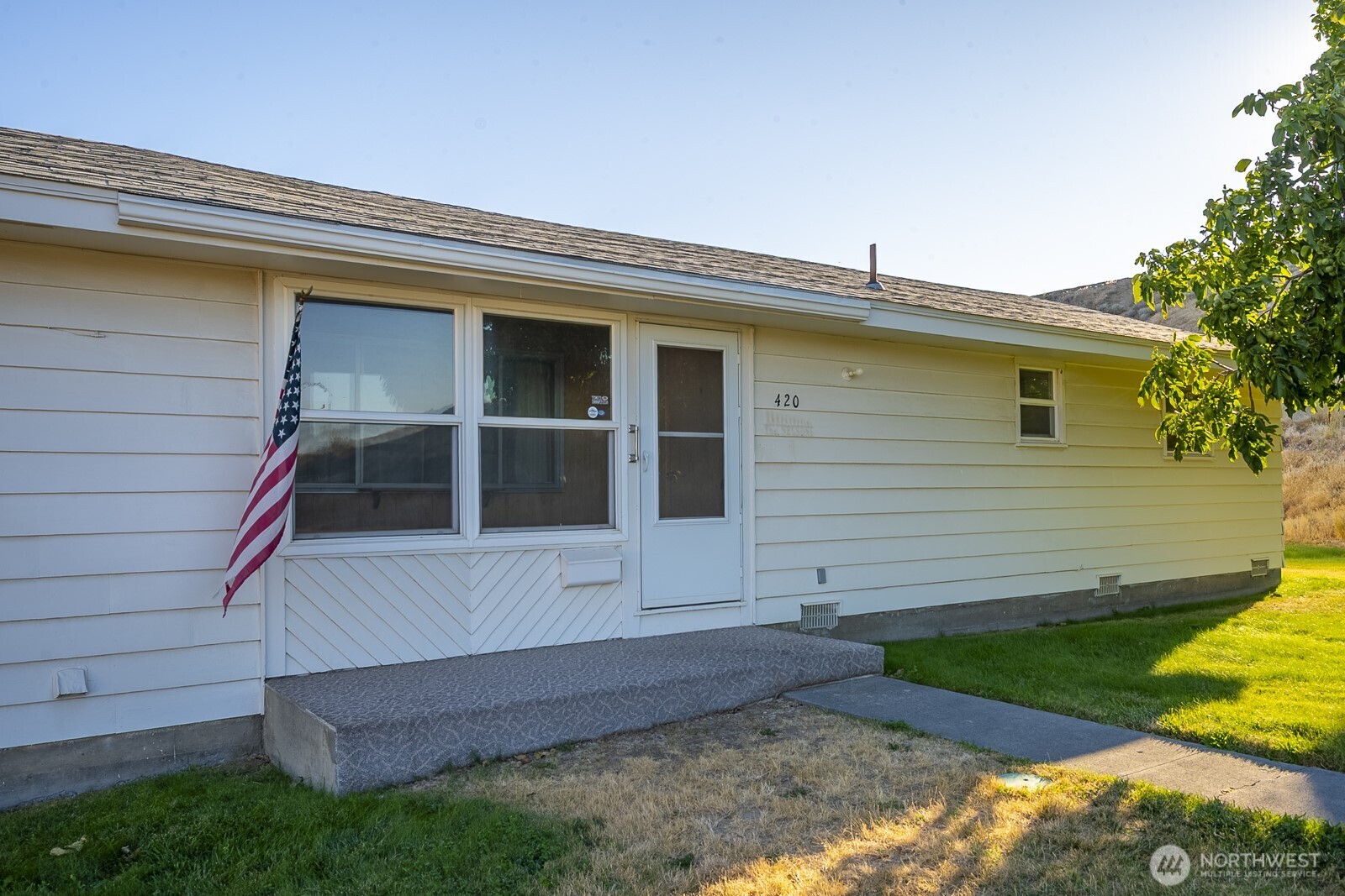 420 11th Avenue SW