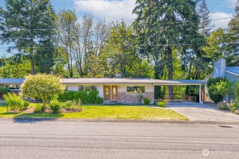 Photo of 5221 120th Avenue SE, Bellevue, WA 98006 (MLS # 2541879)