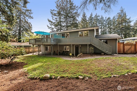 Photo of 20917 22nd Avenue W, Lynnwood, WA 98036 (MLS # 2514142)